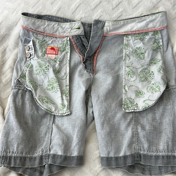 Tommy Bahama Relax Linen Cargo Shorts Men's 32 Gray - Picture 8 of 10